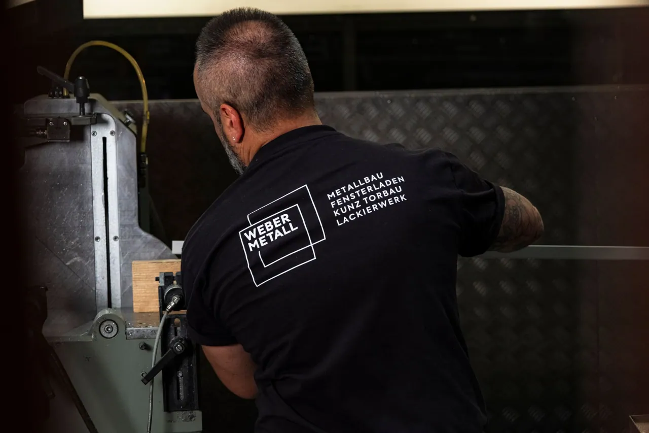 Kleidung Arbeitskleidung Weber Metall